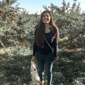 Meet your Posher, Amy